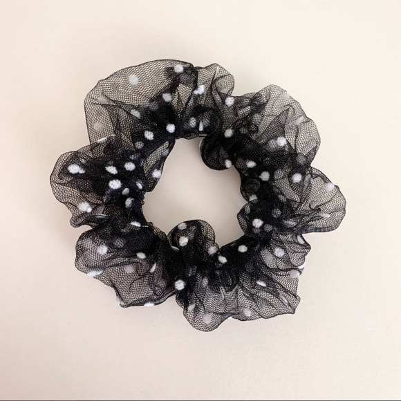 NWOT Sheer polka dot scrunchie - Picture 1 of 10